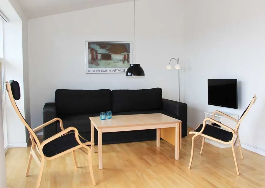 Semesterlägenhet för 2-4 personer med havsutsikt