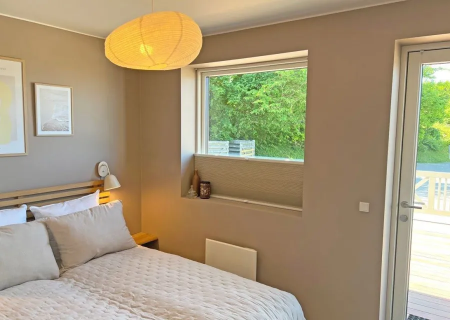 Holiday apartment 4-6 persons with sea view