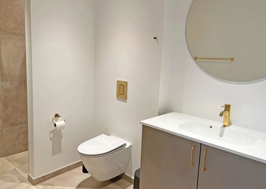 Holiday apartment 4-6 persons with sea view