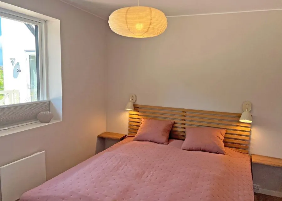 Holiday apartment 4-6 persons with sea view