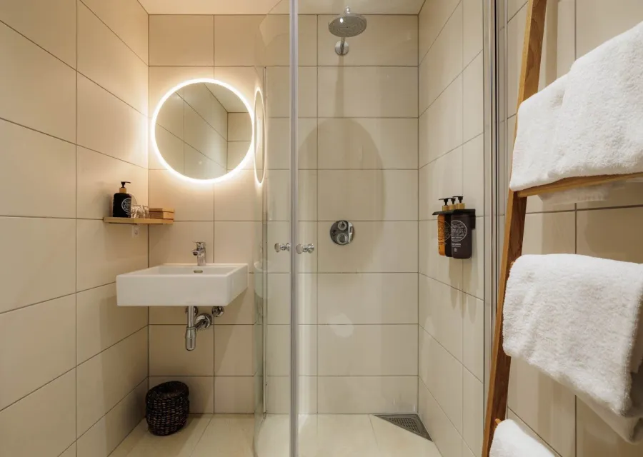 4-person room