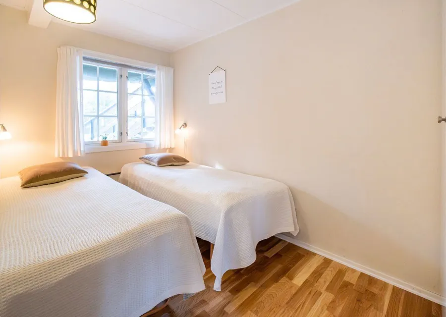 Holiday apartment (7) for 4-6 persons with sea view