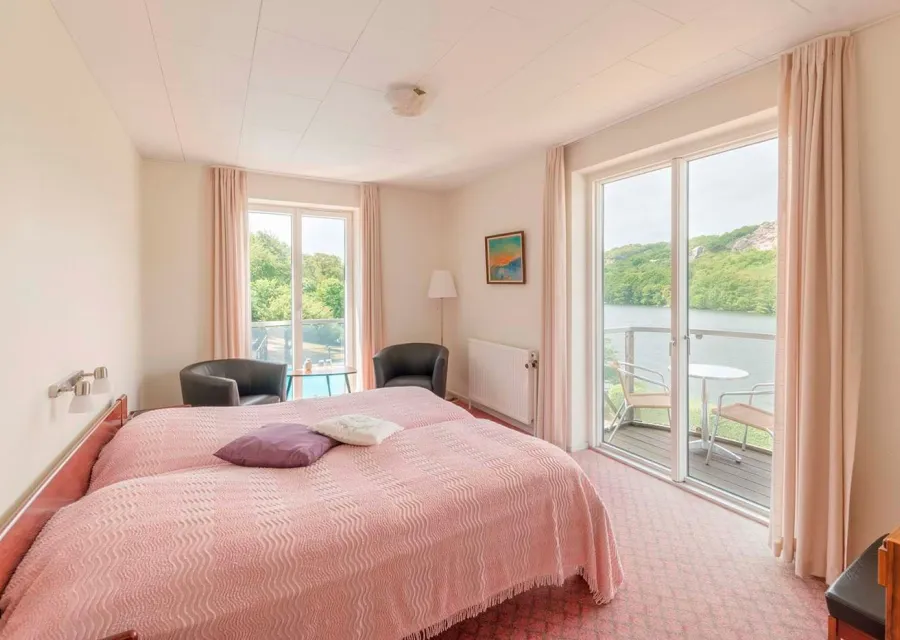 Skønt hotel med søudsigt