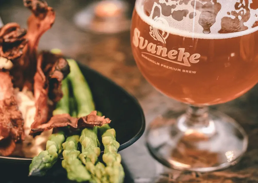 Frokost og ølsmagning på Svaneke Bryghus