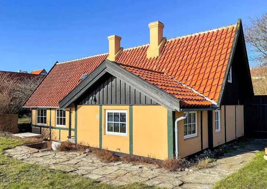 Brohuset - Semesterstuga för 5 personer
