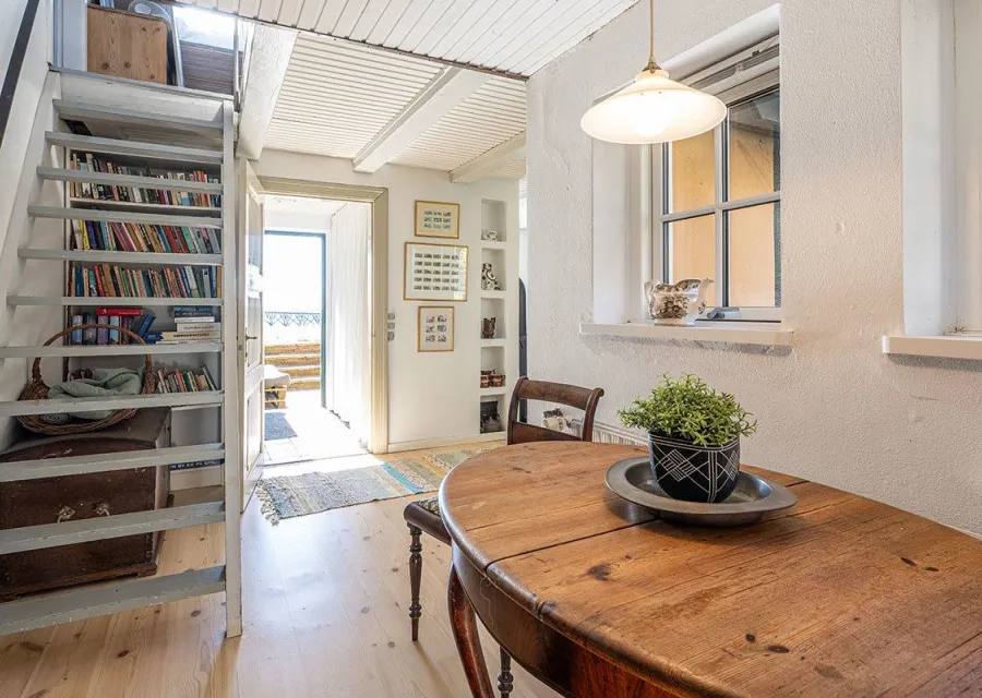 Brohuset - Semesterstuga för 5 personer