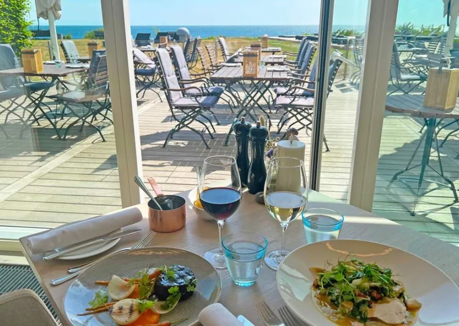 Ab Ystad - Gastronomie & Meerblick im Fredensborg Badehotel - 1-3 Nächte