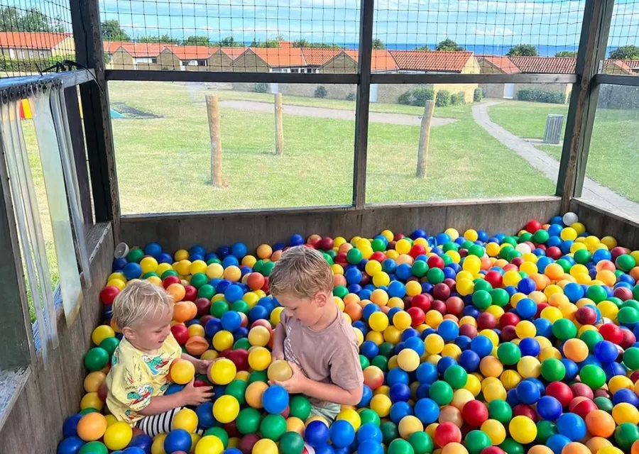 Weekend stay in holiday park with round-trip ferry