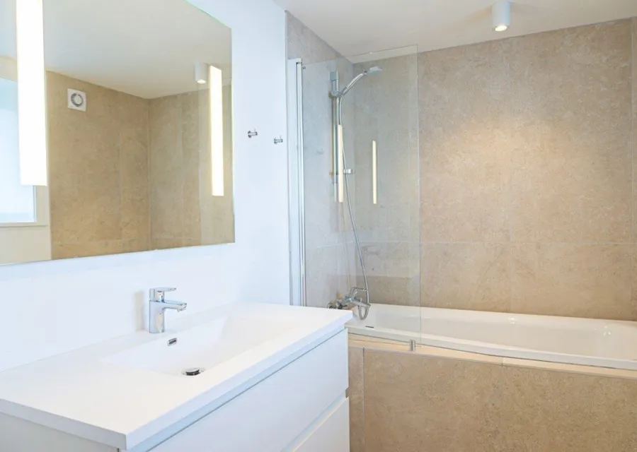 Ferienwohnung (1A) für 4-6 Personen mit Meerblick
