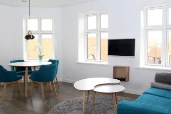 Svaneke Bageriet - Stue med sofa
