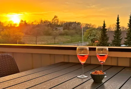 Smuk solnedgang fra terrassen på Boesvang ferielejlighed nr. 47