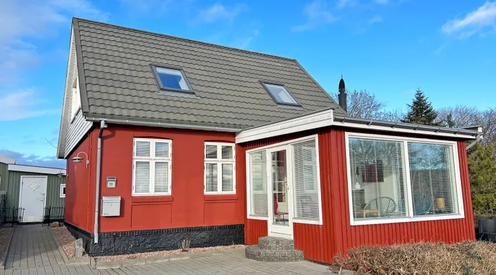 Arnager Seaview - Sommerhus set fra vejen