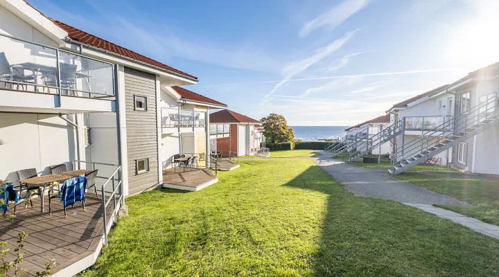 Gudhjem Søpark byder på ferielejligheder med skøn beliggenhed