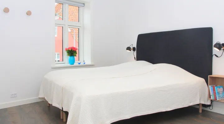 Svaneke Bageriet - Soveværelse i ferielejlighed