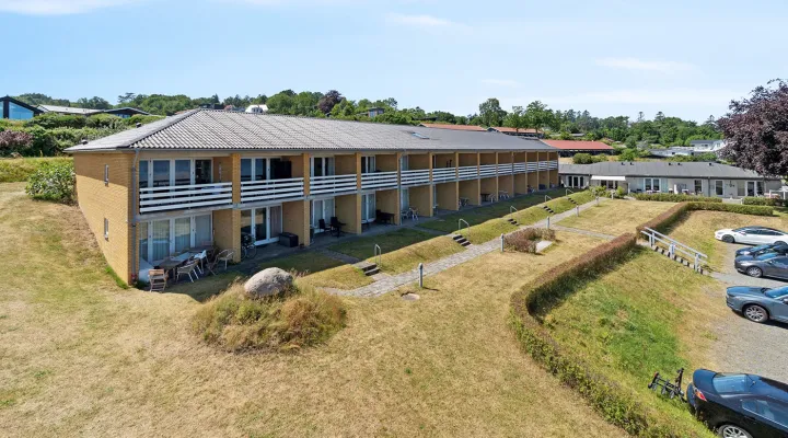 Søterrasserne facade mod vandet set fra en drone