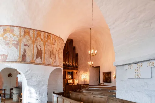 Østerlars Rundkirke set indefra 
