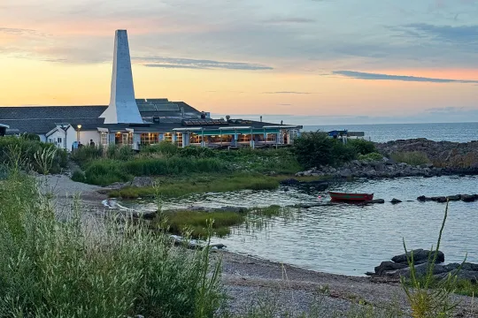 Smuk aftenhimmel over Nordbornholms Røgeri