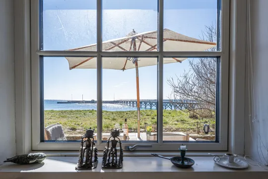Brohuset i Arnager - Udsigt over havet og Arnager Bro