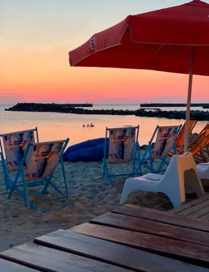 Solnedgang over vandet ved Kabyssen i Hasle