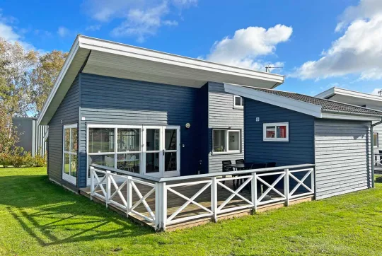 Rø Golfhuse er flotte feriehuse for 2-6 personer i nærheden af Gudhjem