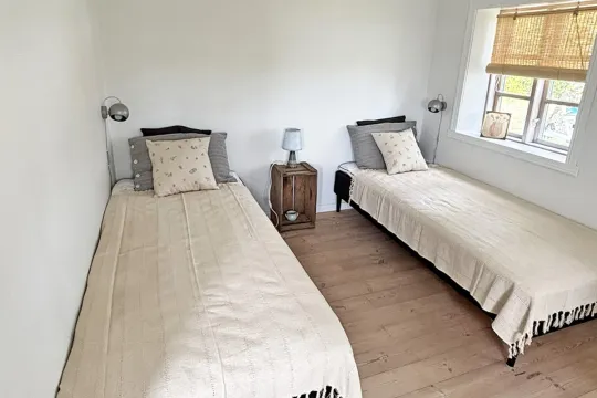 Soveværelse med to enkeltsenge i Gammelgård