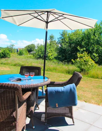 Strandløkkens feriehuse har en dejlig terrasse